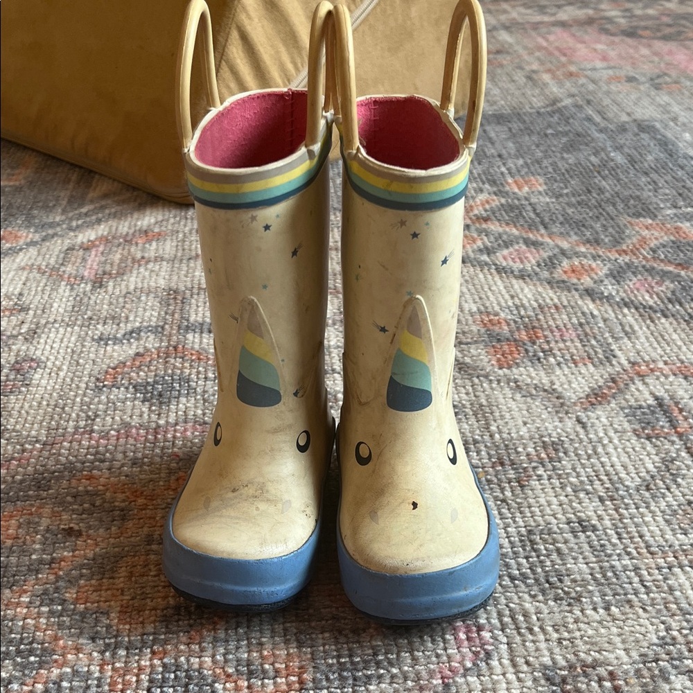 Cat and Jack- Kids Unicorn Rain Boots - Cream and Blue